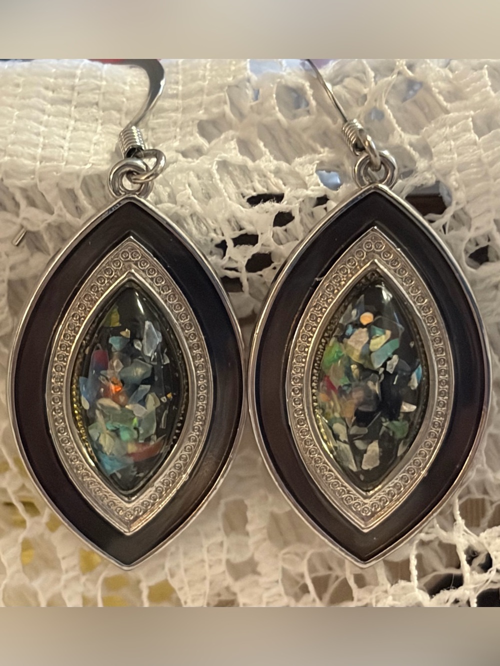 3/$30✨Multicolour Marquise Drop Earrings with Silver and Black Accents